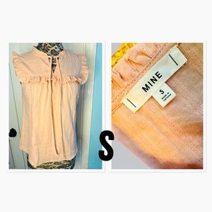 Mine sleeveless top size small